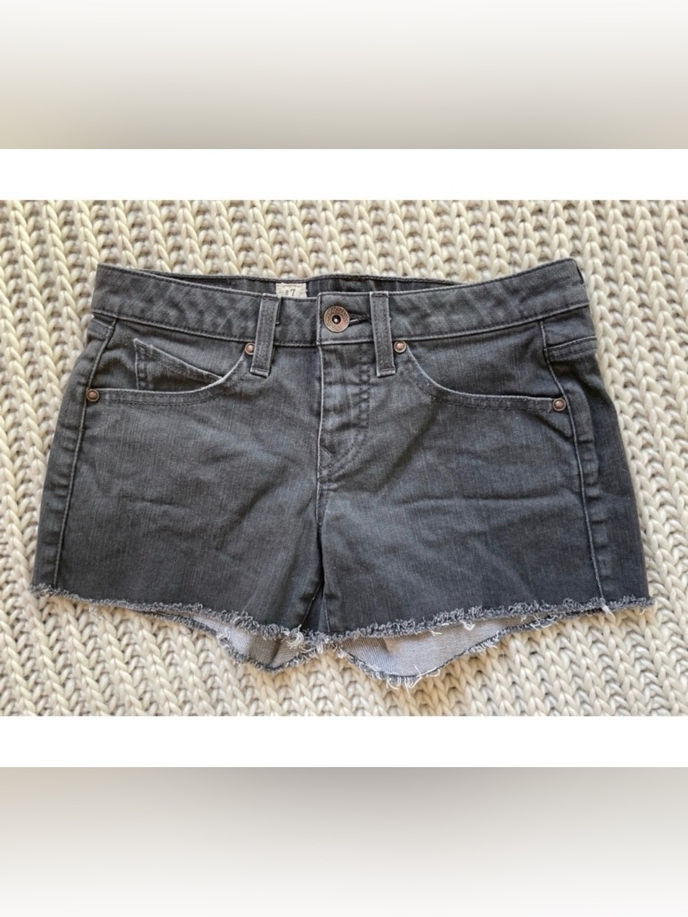 Volcom dark grey jean shorts juniors sz 7